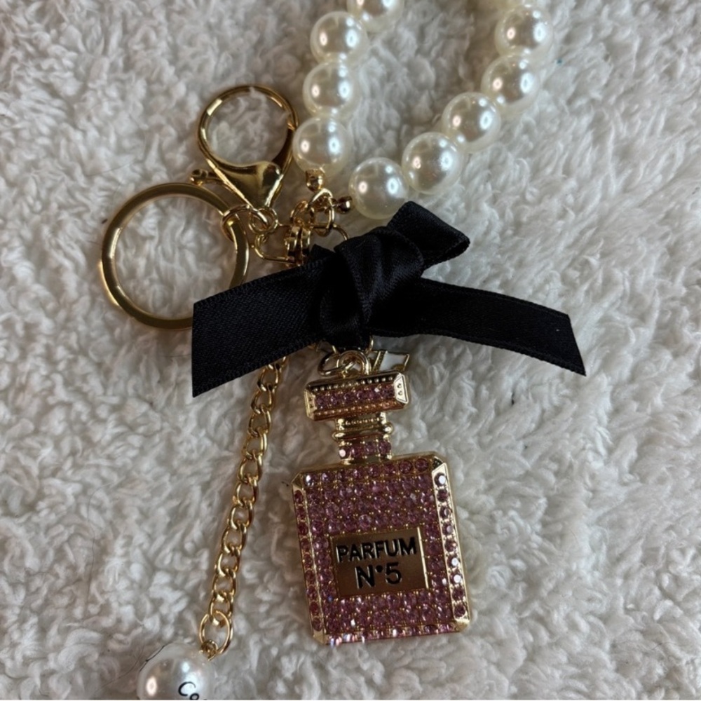Fashion  Pink and Gold Perfume Bottle Keychain